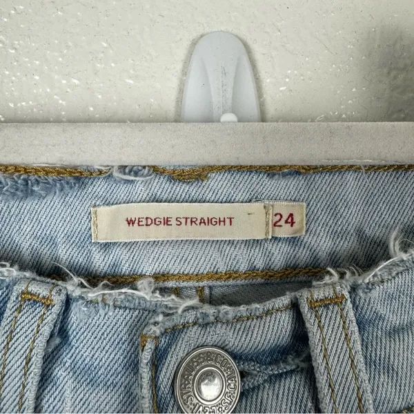 Levi's Wedgie Straight Light Wash Distressed Jeans Cotton Blend Size 24 - Image 2