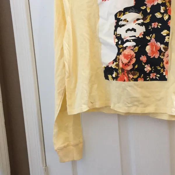 FINAL MARKDOWN Snoop dogg cropped tee medium NWT Yellow - Image 3