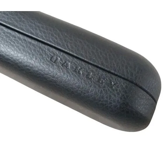 Oakley Eyewear Glass Case Faux Leather Hard Clamshell Hinged Black Sunglasses - Image 4