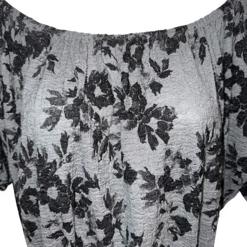 FREE PEOPLE Black and Gray Floral Peplum Hem‎ Top Size Medium - Image 3