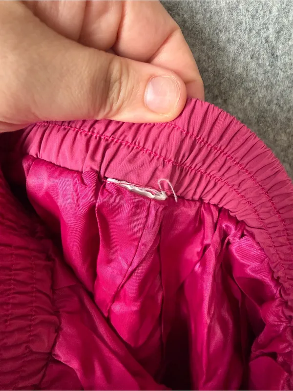 Missguided Woman Medium Bright Pink skater Skirt Elastic Waist and pockets - Image 2