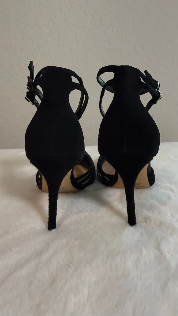 J. Crew Black and Navy Heels 8.5 made in Italy - Image 8