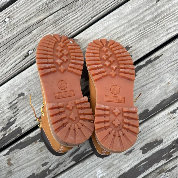 Timberland 6 Inch Premium Waterproof Boot 'Wheat' Nubuck Size 5 Women’s Size 6.5 STAIN ON BOTH SHOES IM SURE STAINS COME OFF - Image 7
