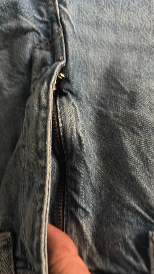 BDG Jeans - Image 2