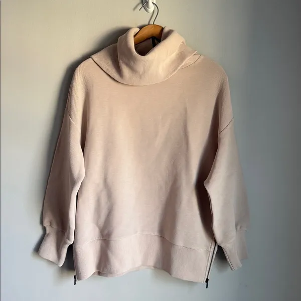 NEW Varley Milton Sweater in Mushroom XS - Image 2