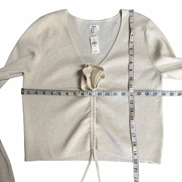 NEW Aerie Cropped Rosette Sweater Cream Size XL - Image 5