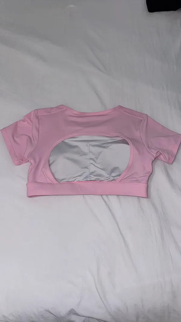Amazon Cropped Workout Top - Image 4