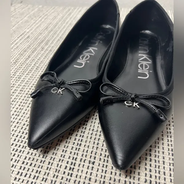 Calvin Klein black pointy ballet flats sz 8M - Image 4