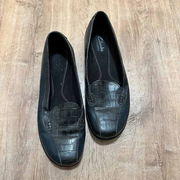 Clarks | Bendables Dark Blue Black Leather Croc Embossed Slip On Loafer Shoe, 8M - Image 2