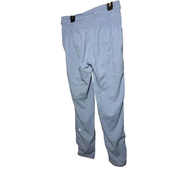 Lululemon Dance Studio Pants Size 4 Short Light Blue - Image 3