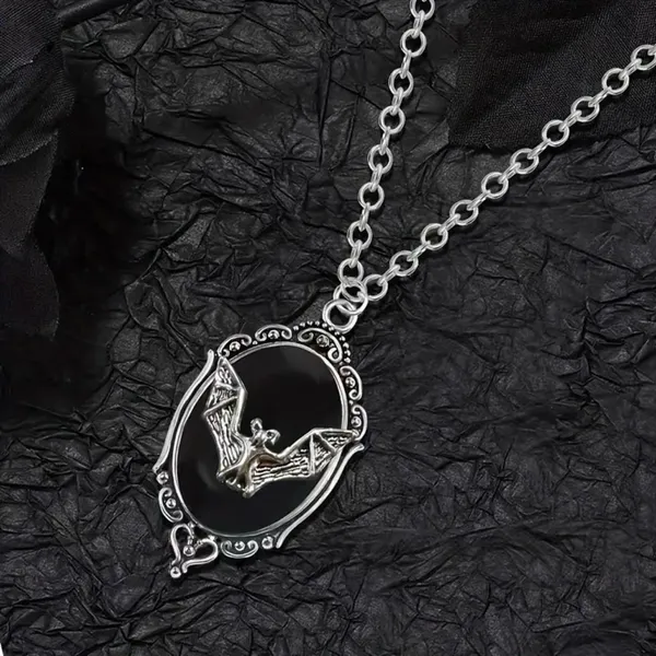 Retro Gothic Style Oval Vampire Bat Pendant Necklace Fashion Collarbone Chain‎ - Image 7