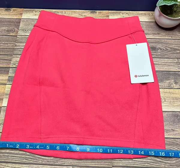 Lululemon Scuba High Rise Mini Skirt NWT Size Small (GLZP) - Image 8