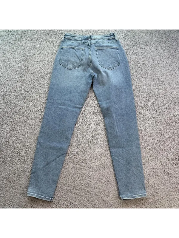 Arizona Jeans Co Women 9 29x28 Blue Skinny Leg High Rise Distressed NWT - Image 2