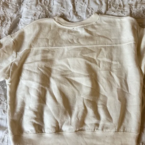 White/ Beige Crewneck Sweatshirt Size S - Image 5