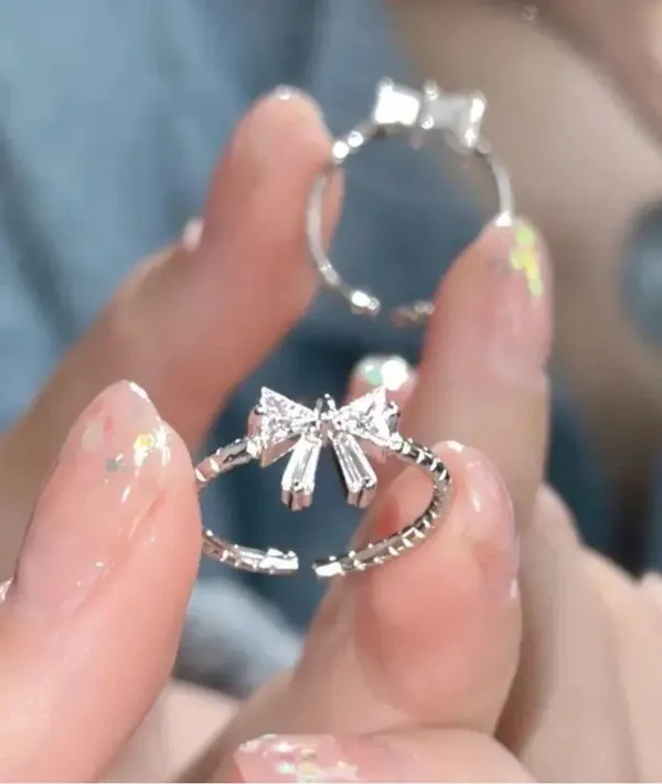 Adjustable Silver Bow Ring - Image 5
