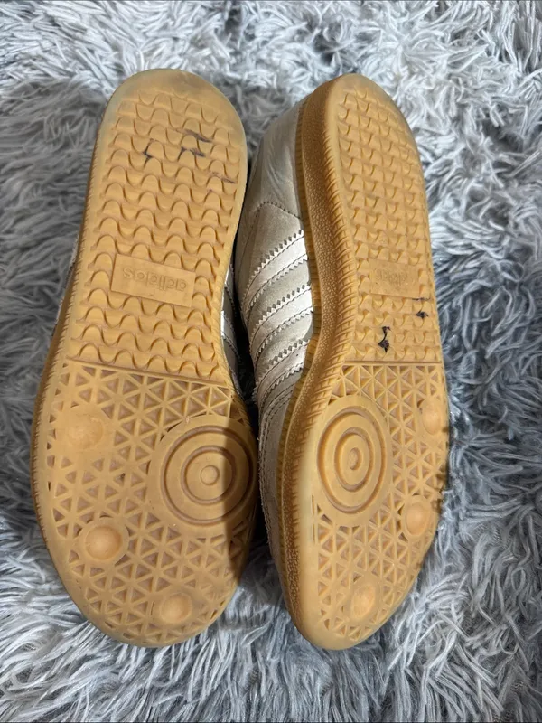 adidas Samba Suede Sneakers in Beige with Gum Sole - Image 4