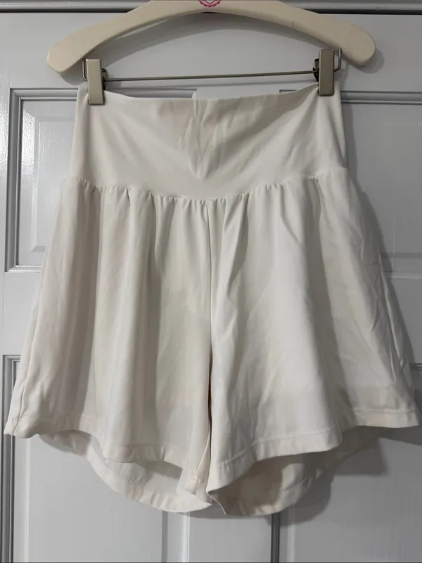 Halara SoftlyZero™ Airy Super High Waisted 2-in-1 Cool Touch Yoga Shorts Size M - Image 6