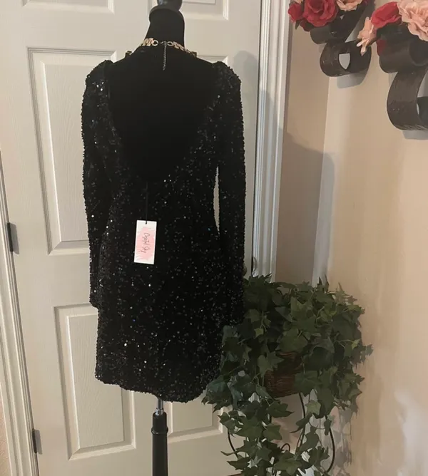 Black evening mini dress - Image 2