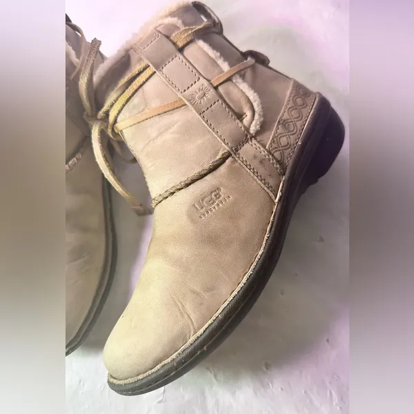 UGG Women's Light Tan Shearling-Trim Ankle Boot - Image 5