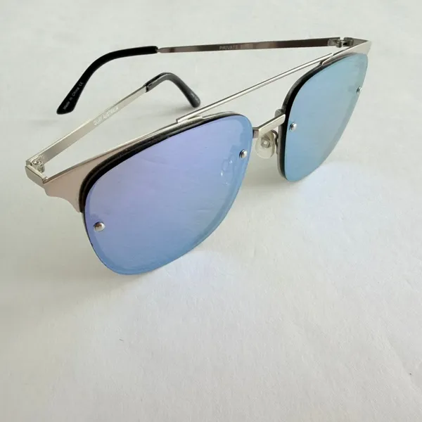 QUAY Private Eyes Silver/Violet Mirror Sunglasses Large Unisex - Image 3