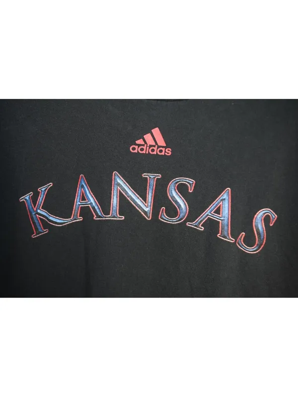 Adidas Kansas Black Graphic T-Shirt Size L – Go-To Tee Kansas Spellout Crewneck - Image 4