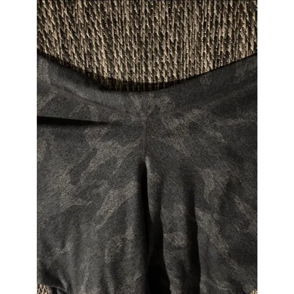 Vuori Performance Joggers Black Camo Buttery Soft Lightweight - Image 5