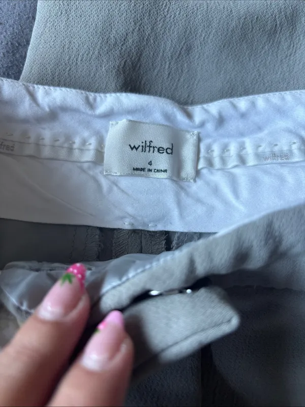 Aritzia Wilfred Grey Crepette Effortless Pant - Image 2