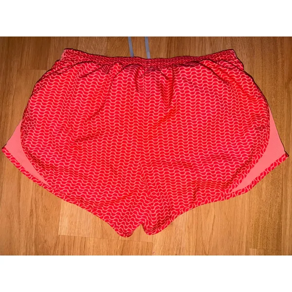 Nike Dri-FIT Women Running Shorts Orange Red Wave Print Mesh Large - Image 3