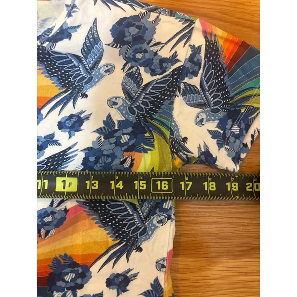 Farm‎ Rio Aves Graphic Tee Size Medium - Image 5