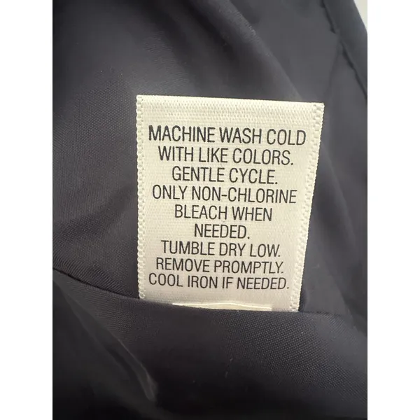 Croft & Barrow Vest Women‎ PXS Navy Blue Quilted Zip Up Outdoor Hiking Classic - Image 9