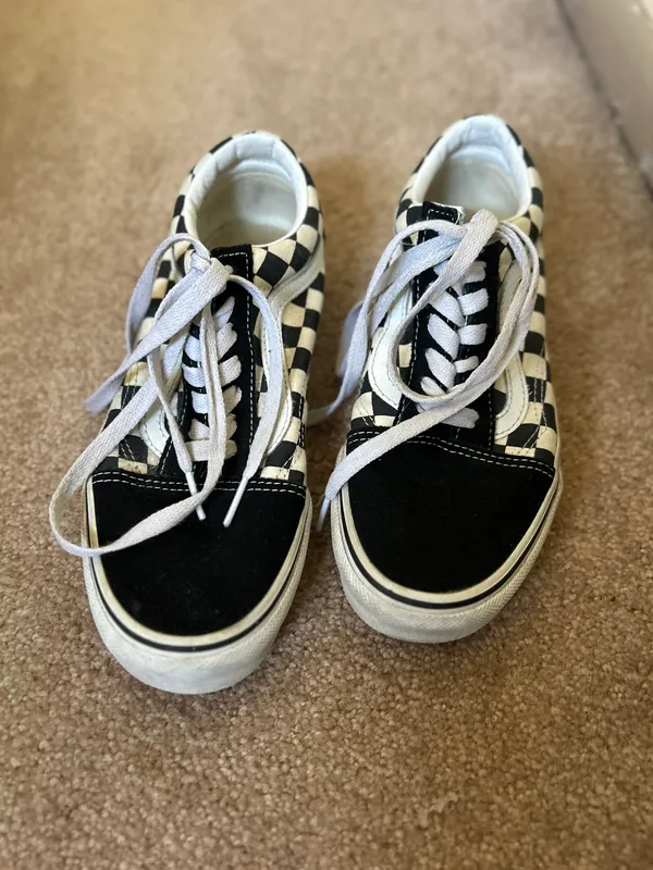 Vans Women’s 6.5 Black and White Checkered Lace Shoes - Image 4