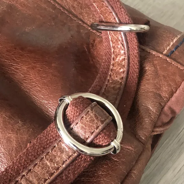 The Sak Ventura convertible leather bag - Image 11