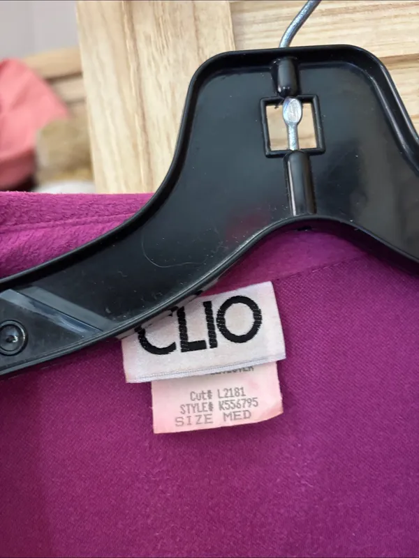 CLIO Women's Fuchsia Button - Image 3