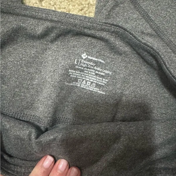 Leggings Size L - Image 3