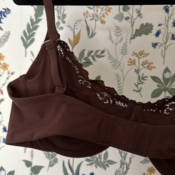 SKIMS FITS EVERYBODY LACE UNDERWIRE BRA COCOA 44D brown‎ NWT - Image 9
