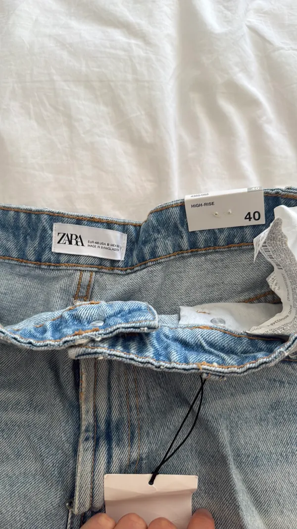 ZARA Denim Shorts High-Rise - Image 3