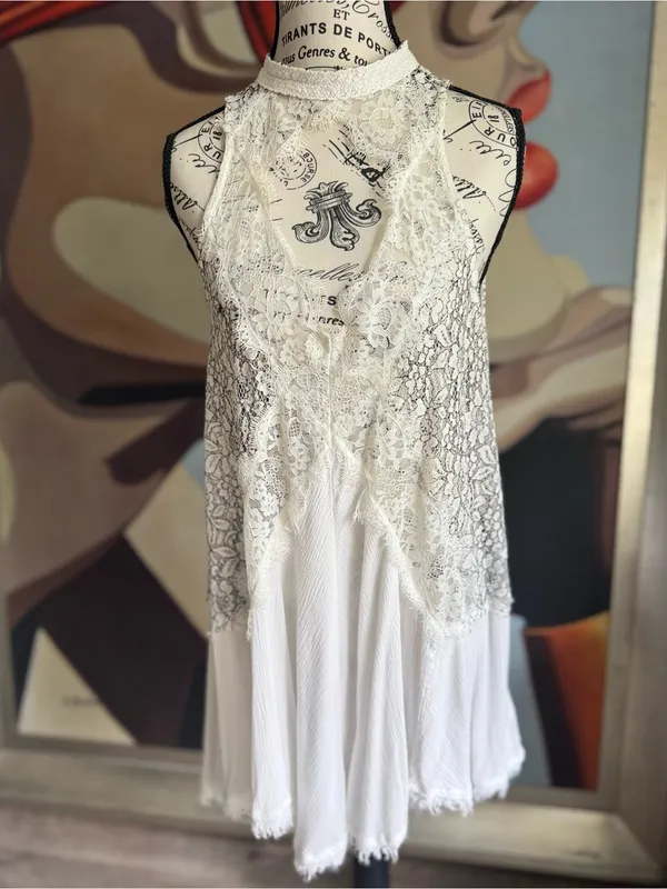 Free People Bohemian White Lace swing tunic - Image 4