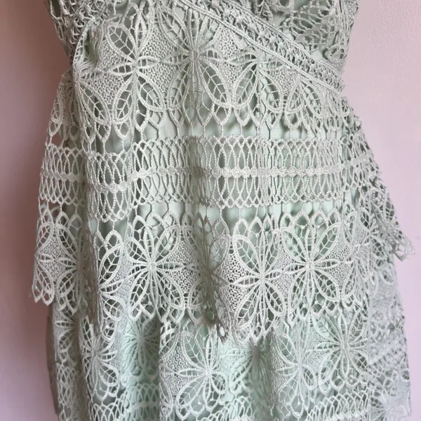 Light Green Tiered Lace V Neck Midi Dress - Image 6