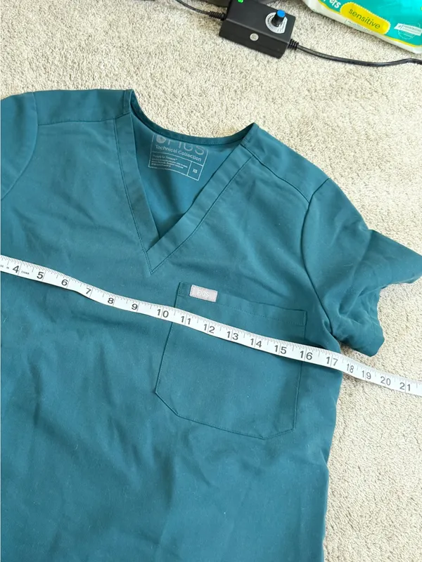 Figs Set 2 Pieces Catarina Scrub Top XS & Zamora Jogger Pants XSP Caribbean Blue - Image 9