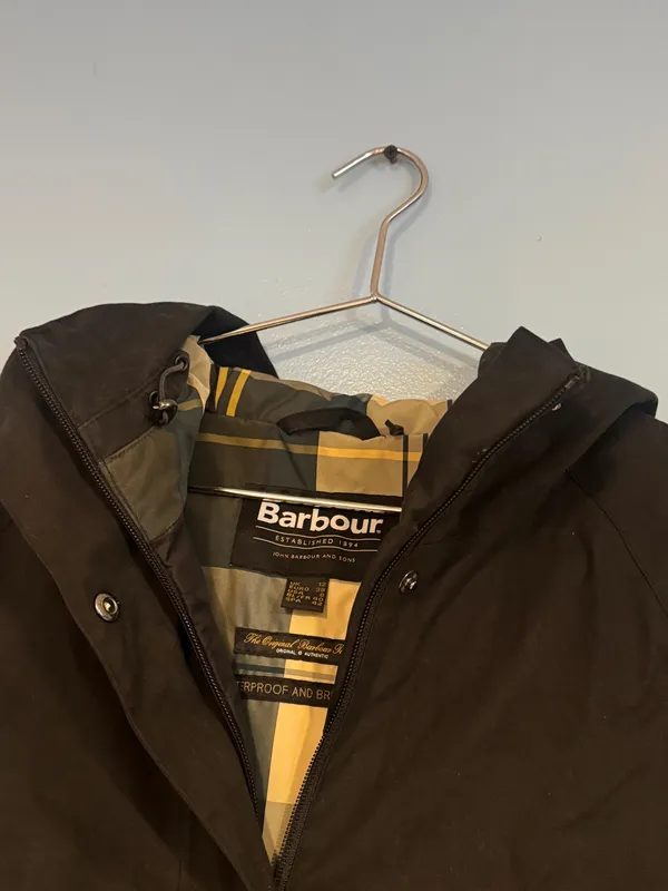 Barbour Winter Beadnell Waterproof Jacket Black Ancient 8 - Image 4