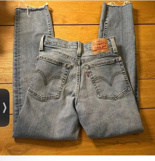Levi’s wedgie straight leg rawhem button fly ankle jeans 25 - Image 2