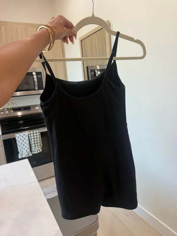 Aritzia Wilfred Free Black Fitted Romper – Size M - Image 6