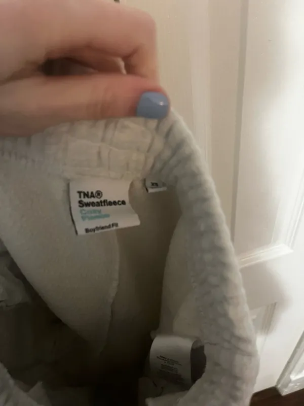 Aritzia TNA Sweatfleece Cozy Fleece Boyfriend Fit Sweatpants Light Grey XS - Image 3