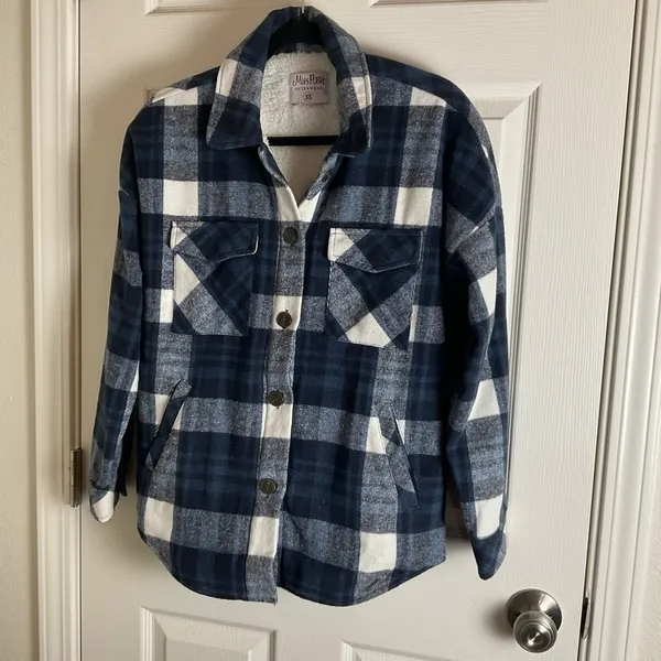 Miss Posh Navy Blue White Plaid Sherpa Lined Shacket Jacket XS - Image 2