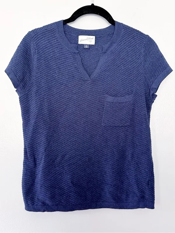 Universal Thread Navy Textured Knit Top V-Neck Short Sleeve XS - Image 2