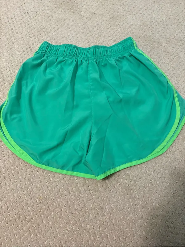 Athletic shorts - Image 3