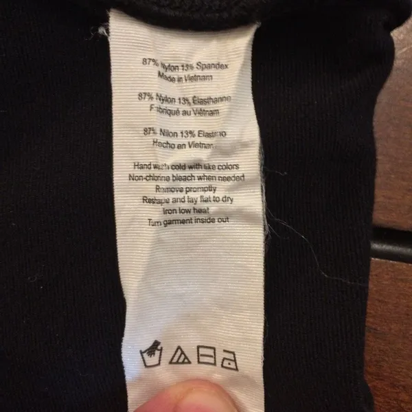 Alo airbrush legging gold black medium - Image 10