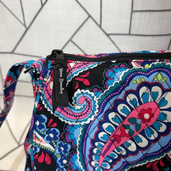 Vera Bradley Crossbody Bag Small Midnight Blues Paisley Quilted Cotton Turnlock - Image 2