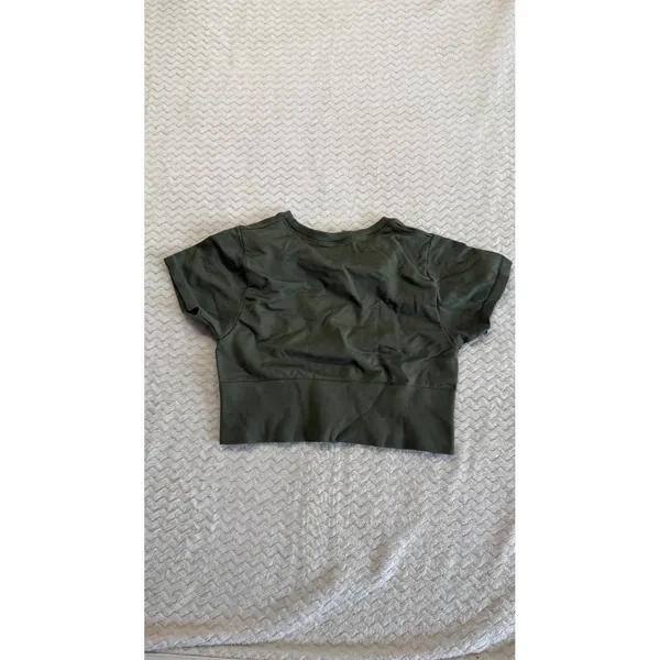 OFFLINE by Aerie Womens Seamless Short Sleeve Crop Top Olive Green Small - Image 3