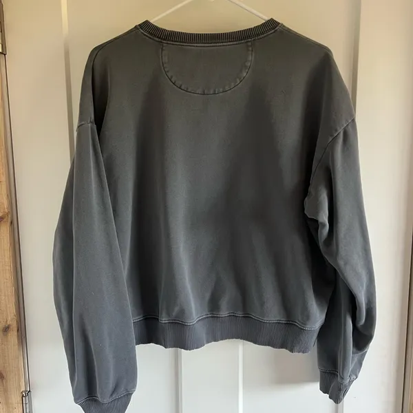 American Eagle Outfitters Charcoal Sweatshirt - Image 3